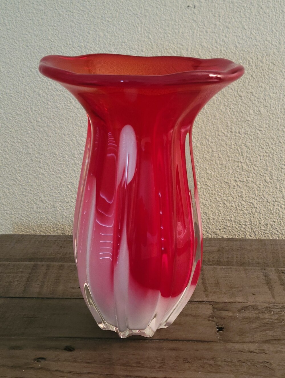 Vintage,beautiful Red and White Art Glass Vase.